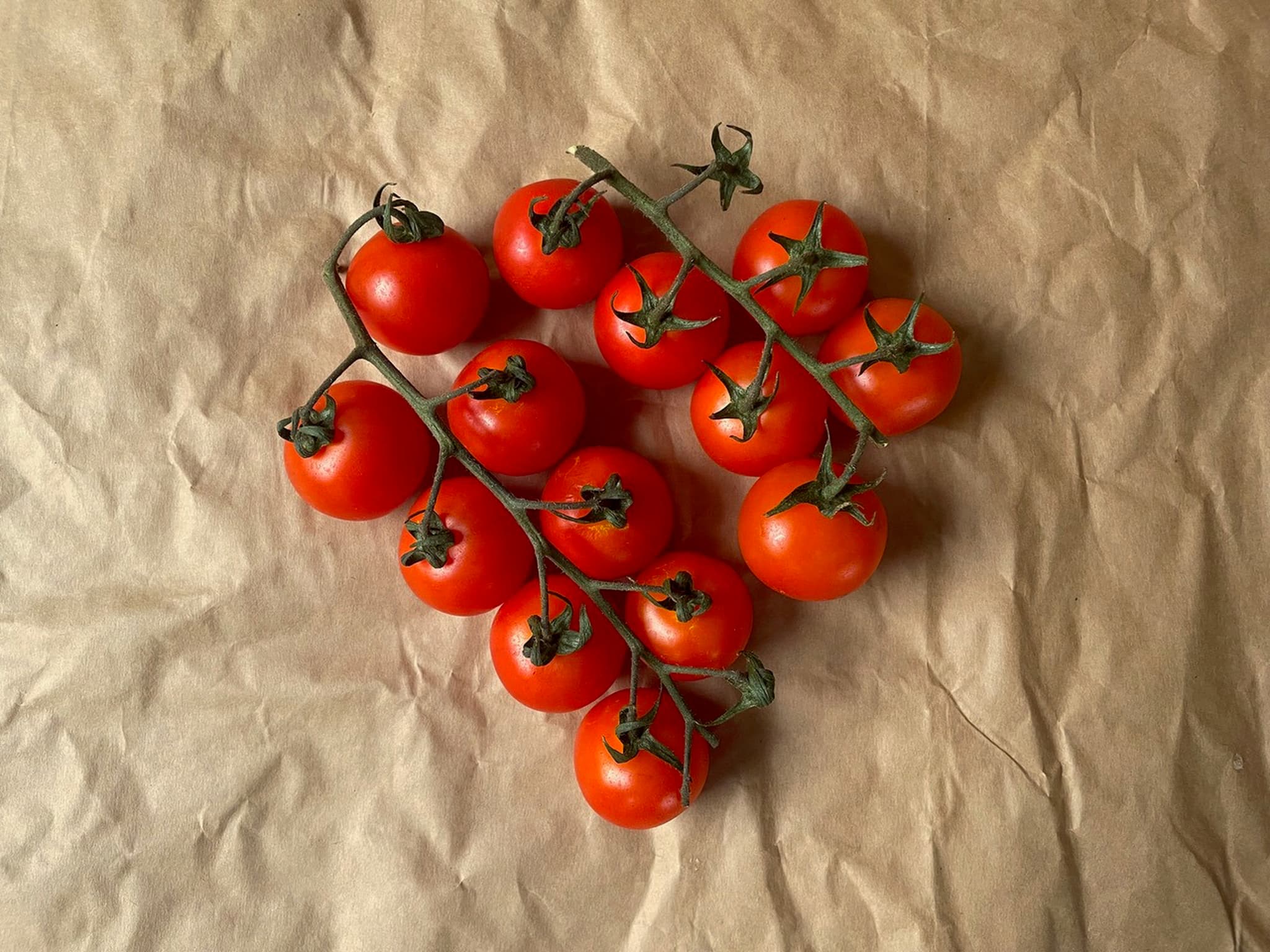 V.Tomatoes - cherry - approx 250g